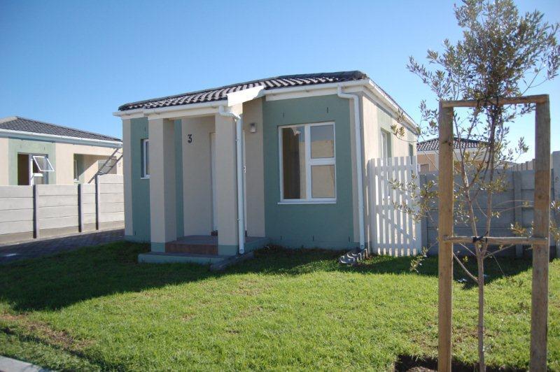 To Let 2 Bedroom Property for Rent in The Connifers Western Cape